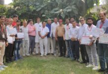 ग्रामीण अंचलीय पत्रकार एसोसिएशन बागपत इकाई की कार्यकारिणी को नियक्ति पत्र व आई कार्ड वितरित किए गए